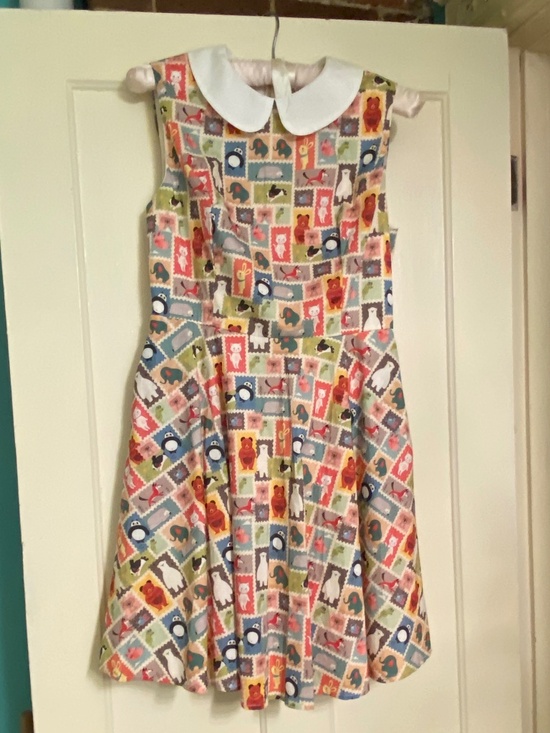 Tulip B Dresses & Skirts - Tulip B Sleeveless Multicolor Animal-Print Dress with White Peter Pan Collar